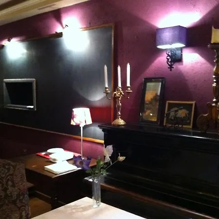 فندق La Roseraie Biebler 3*