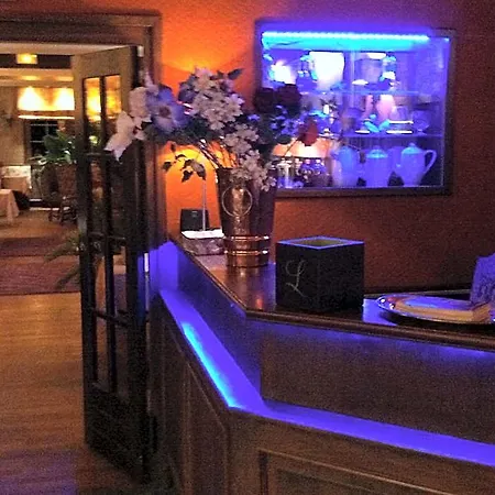 Hotel La Roseraie Biebler 3*