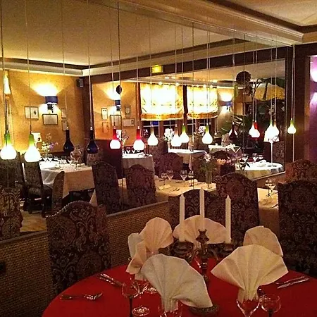 La Roseraie Biebler Hotel