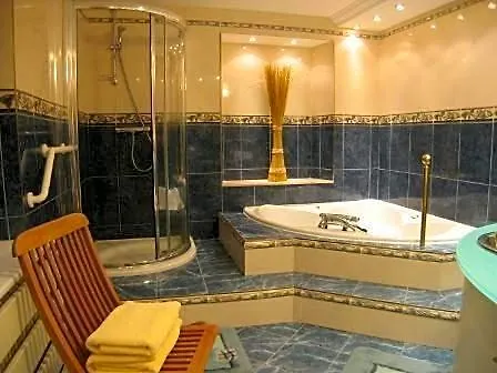 Hotel La Roseraie Biebler 3*