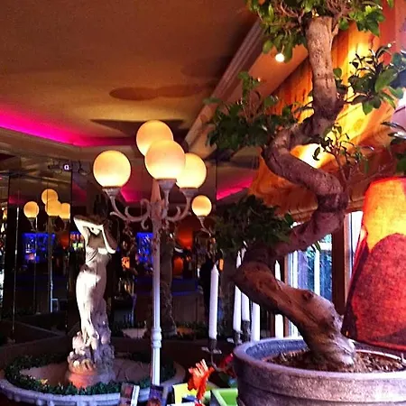 Hotel La Roseraie Biebler